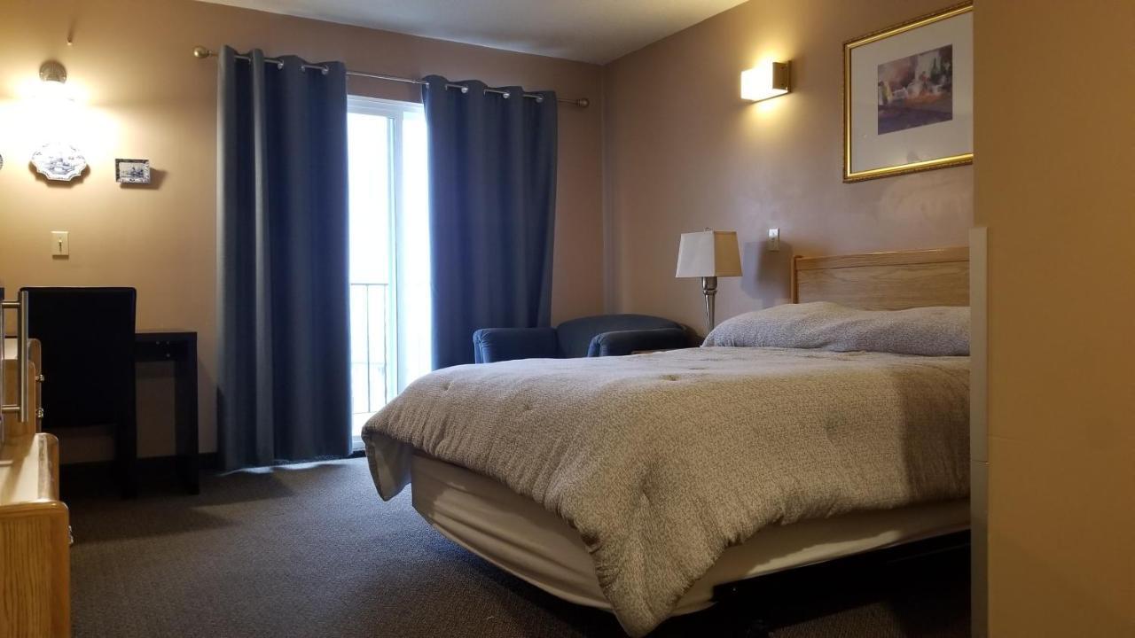 Hillview Motel Vanderhoof Εξωτερικό φωτογραφία
